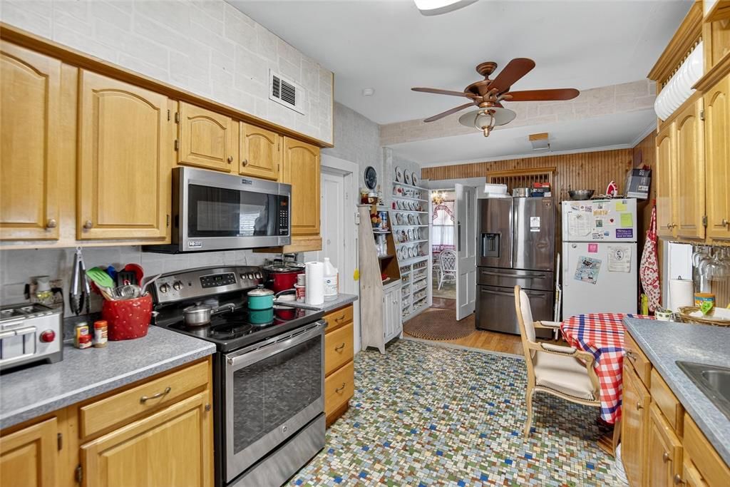 待售: $949,900 (7 贝兹, 8 浴室, 5006 平方英尺)