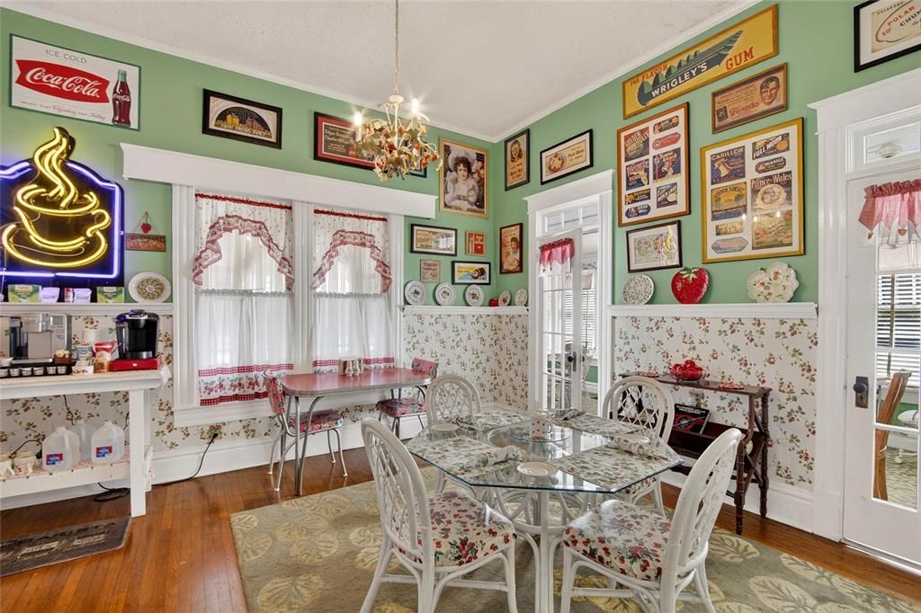 待售: $949,900 (7 贝兹, 8 浴室, 5006 平方英尺)