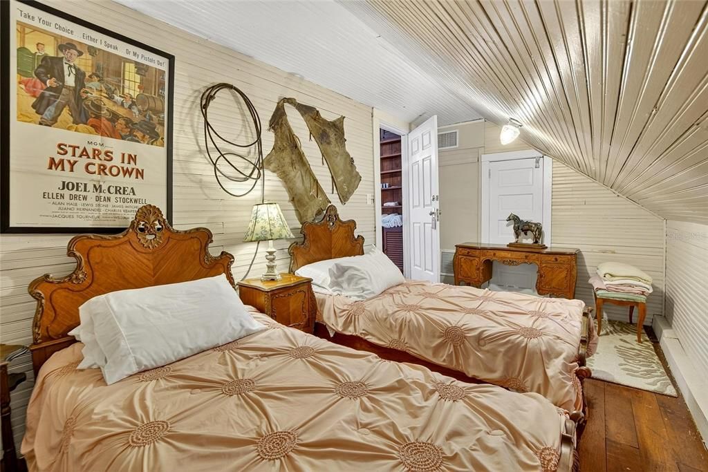 待售: $949,900 (7 贝兹, 8 浴室, 5006 平方英尺)