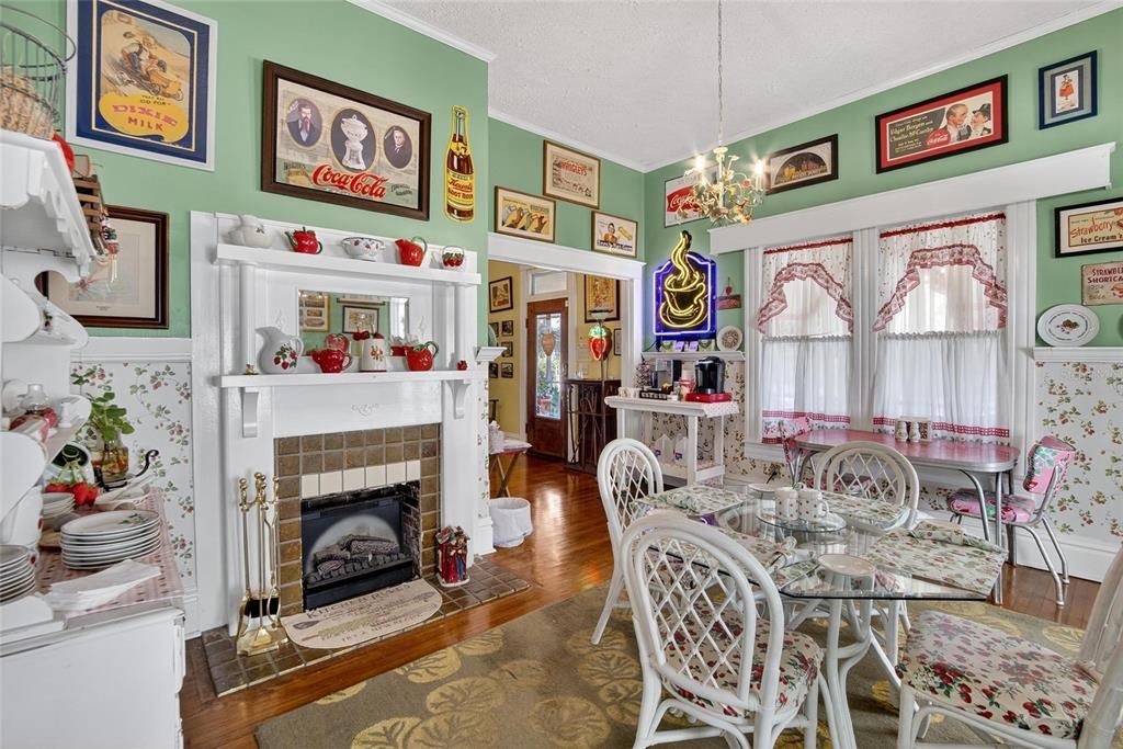 待售: $949,900 (7 贝兹, 8 浴室, 5006 平方英尺)