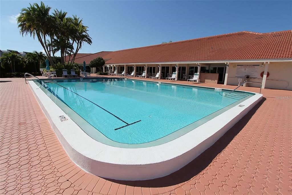 Active With Contract: $299,000 (1 beds, 1 baths, 1050 Square Feet)