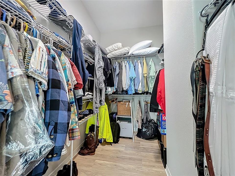 En Venta: $325,000 (3 camas, 2 baños, 1833 Pies cuadrados)