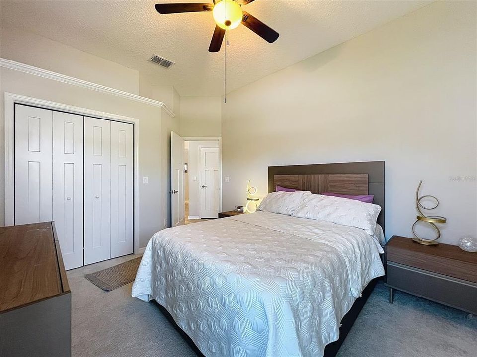 En Venta: $325,000 (3 camas, 2 baños, 1833 Pies cuadrados)