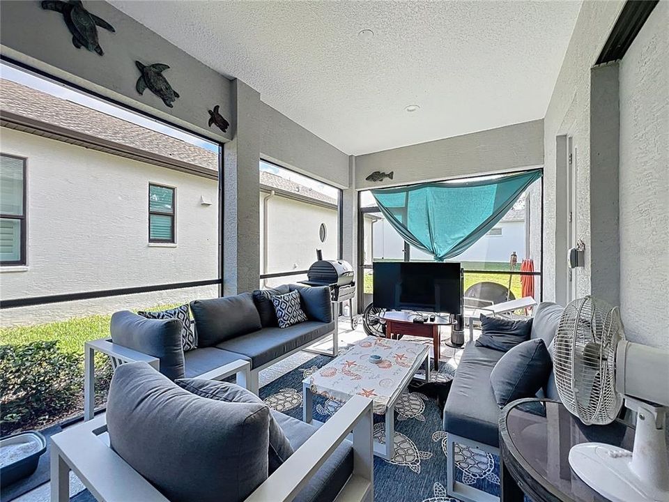 En Venta: $325,000 (3 camas, 2 baños, 1833 Pies cuadrados)