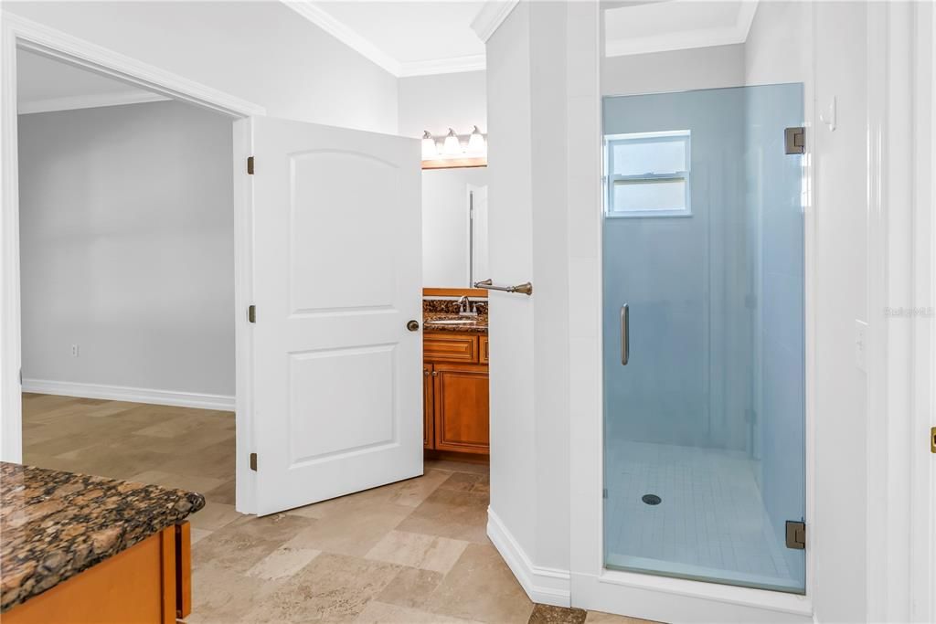 合同活跃: $835,000 (3 贝兹, 2 浴室, 1838 平方英尺)