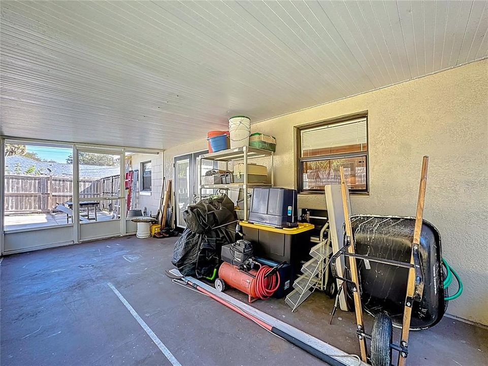 Activo con contrato: $270,000 (3 camas, 1 baños, 936 Pies cuadrados)