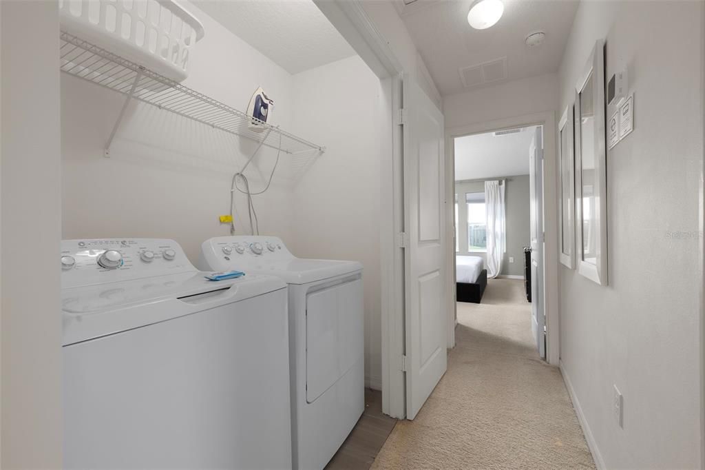 合同活跃: $340,000 (4 贝兹, 3 浴室, 1782 平方英尺)