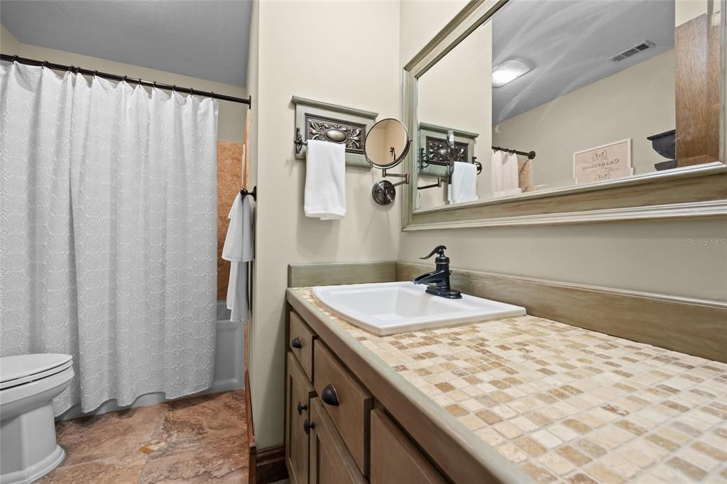 Active With Contract: $345,000 (3 beds, 2 baths, 1450 Square Feet)