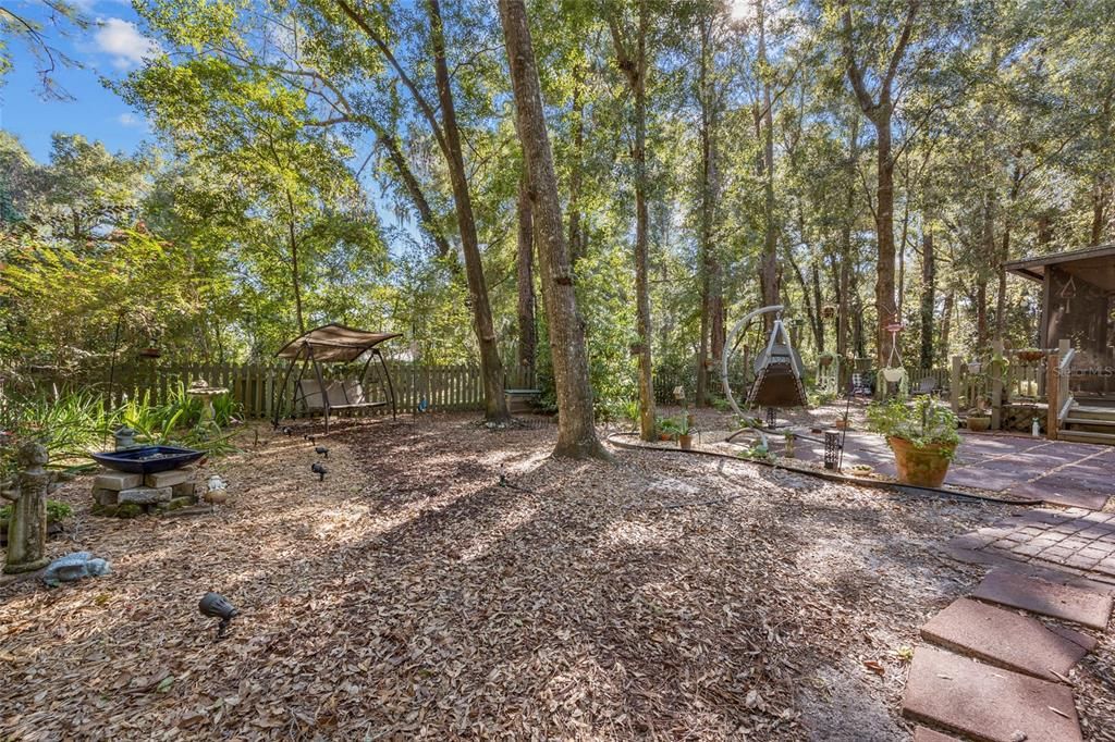 Active With Contract: $345,000 (3 beds, 2 baths, 1450 Square Feet)