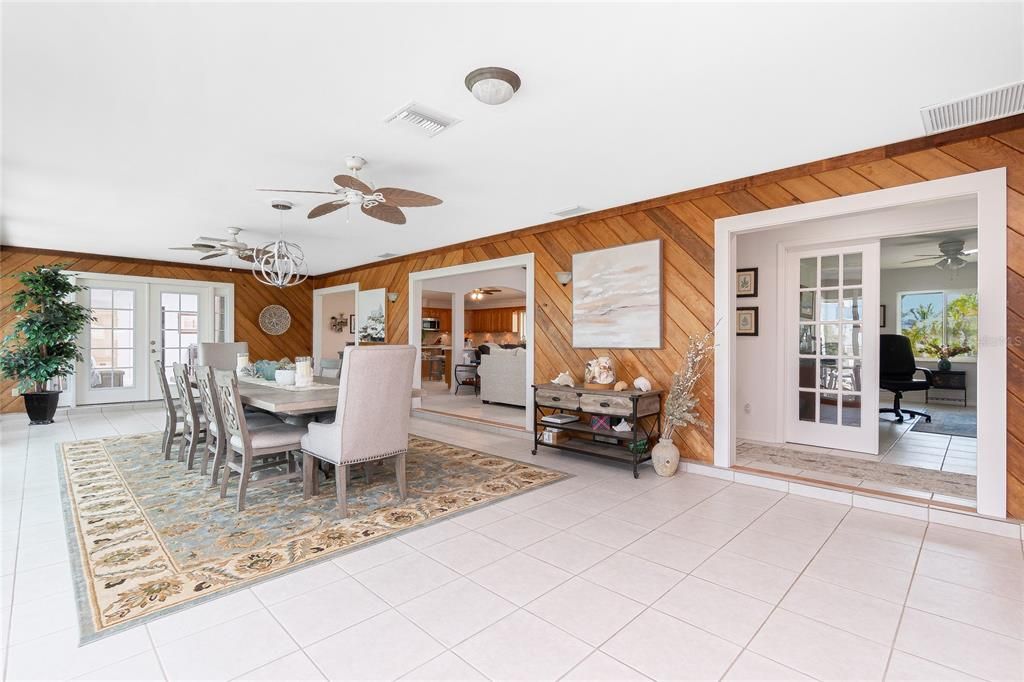 待售: $2,250,000 (3 贝兹, 2 浴室, 2232 平方英尺)