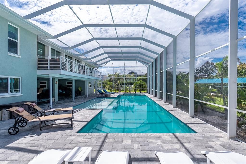 待售: $2,250,000 (3 贝兹, 2 浴室, 2232 平方英尺)