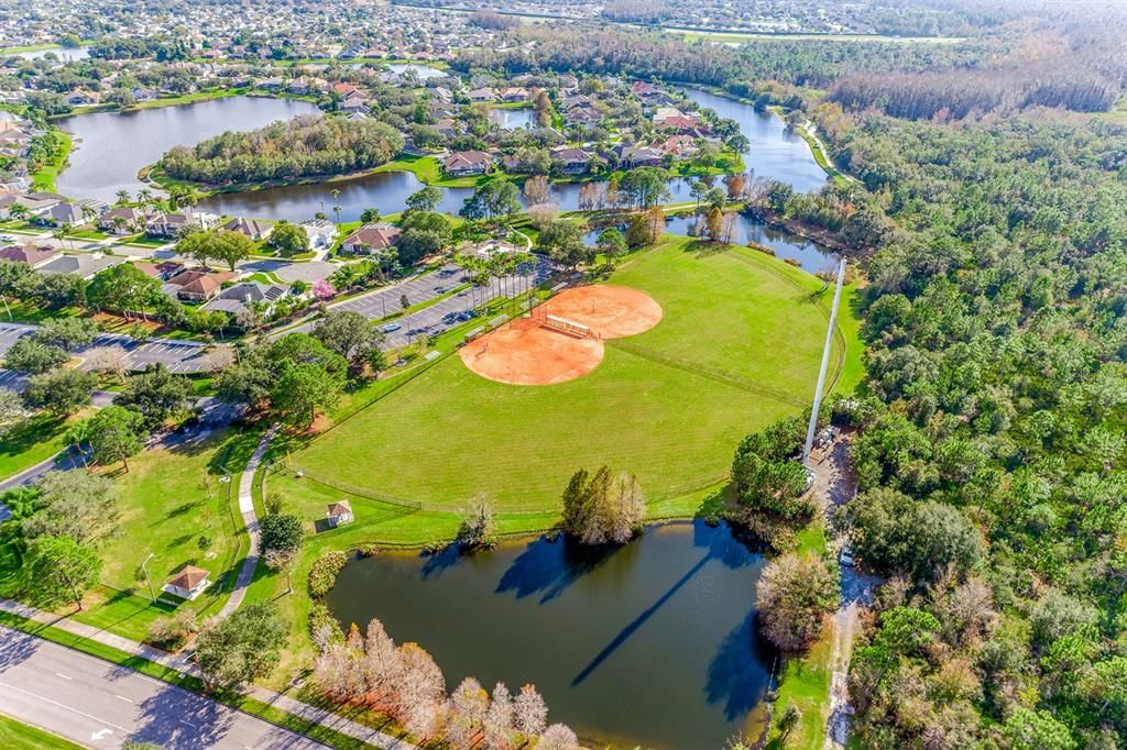 На продажу: $734,000 (5 спален, 3 ванн, 2916 Квадратных фут)