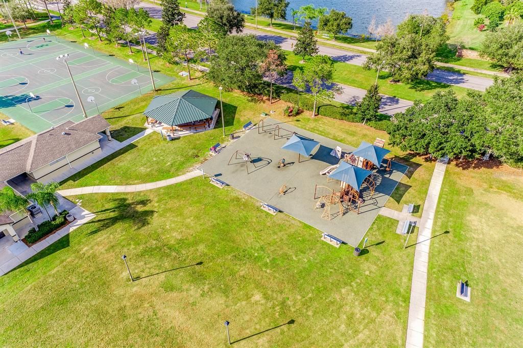 На продажу: $734,000 (5 спален, 3 ванн, 2916 Квадратных фут)