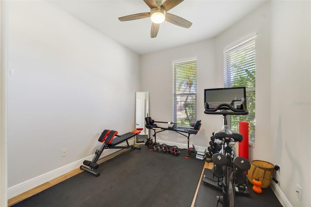 На продажу: $734,000 (5 спален, 3 ванн, 2916 Квадратных фут)