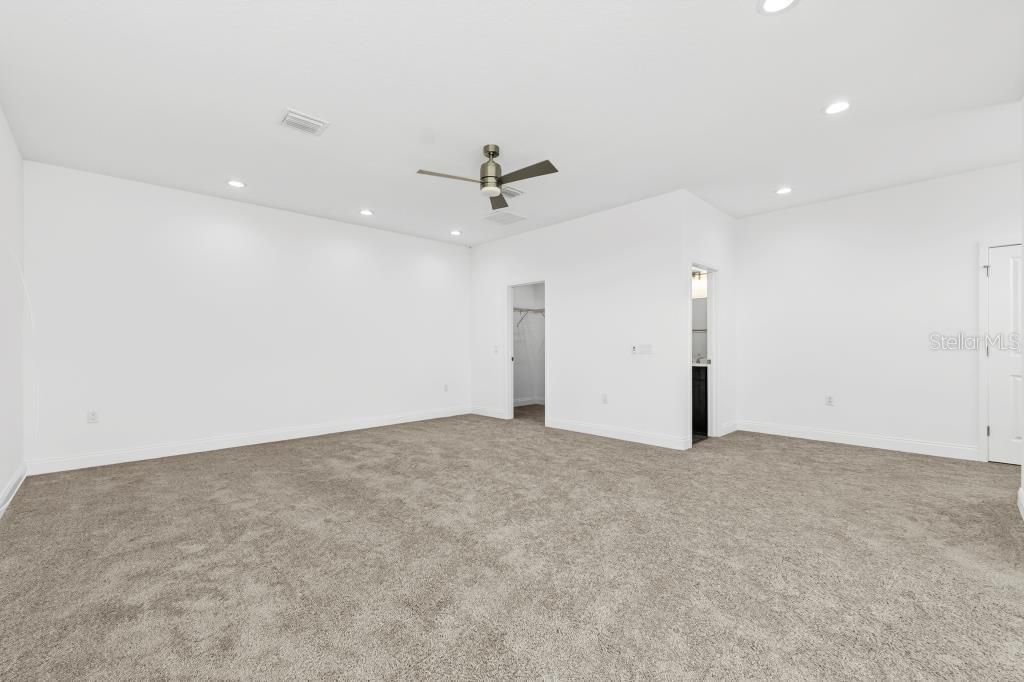 В аренду: $4,000 (3 спален, 2 ванн, 2871 Квадратных фут)