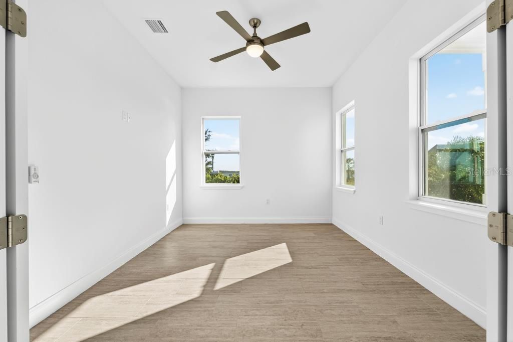 В аренду: $4,000 (3 спален, 2 ванн, 2871 Квадратных фут)