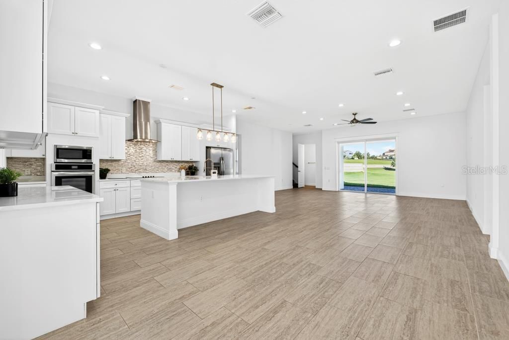 В аренду: $4,000 (3 спален, 2 ванн, 2871 Квадратных фут)