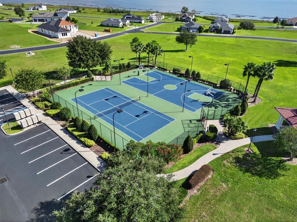 В аренду: $4,000 (3 спален, 2 ванн, 2871 Квадратных фут)