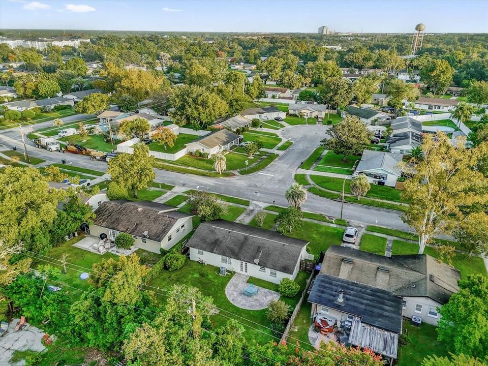 На продажу: $319,900 (3 спален, 2 ванн, 975 Квадратных фут)