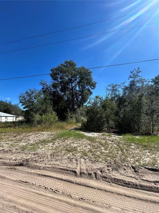 待售: $35,000 (0.27 acres)