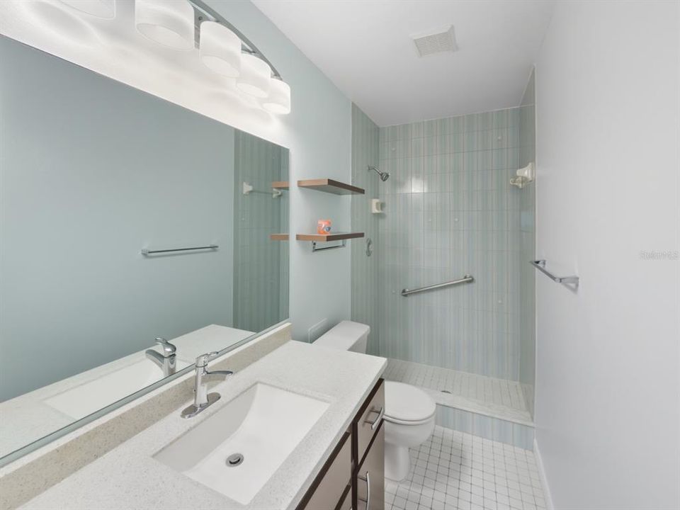 En Venta: $149,900 (2 camas, 2 baños, 1390 Pies cuadrados)