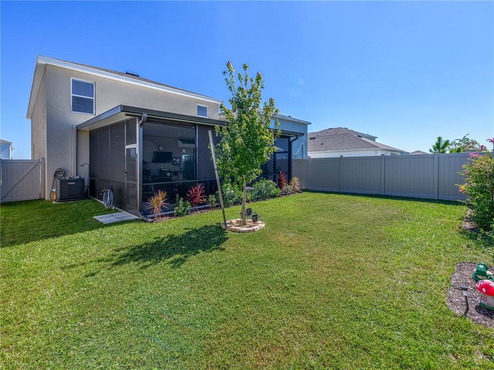 На продажу: $418,900 (5 спален, 3 ванн, 2447 Квадратных фут)