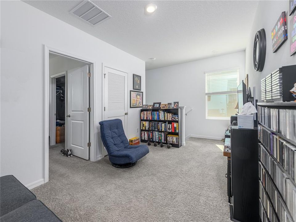 На продажу: $418,900 (5 спален, 3 ванн, 2447 Квадратных фут)