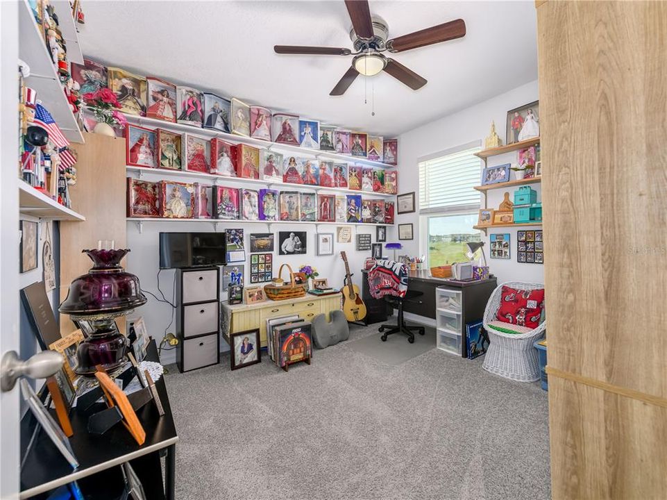 На продажу: $418,900 (5 спален, 3 ванн, 2447 Квадратных фут)