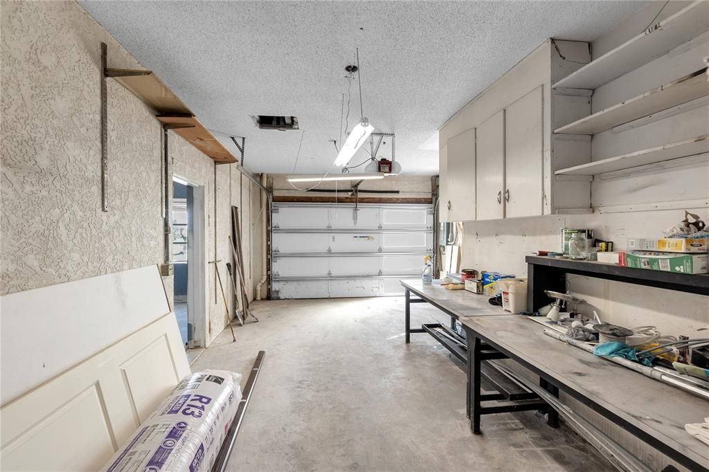 Active With Contract: $549,000 (5 beds, 3 baths, 2344 Square Feet)