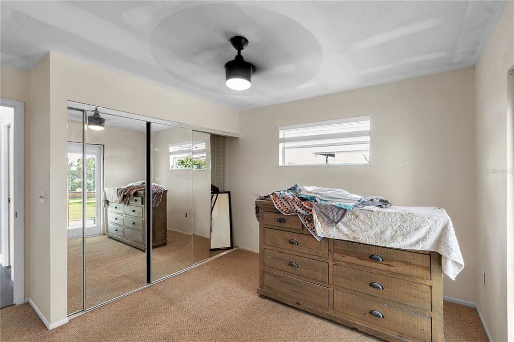 Active With Contract: $549,000 (5 beds, 3 baths, 2344 Square Feet)