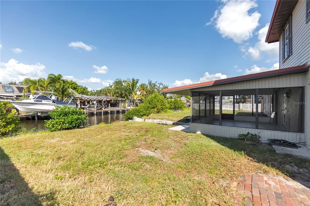 Active With Contract: $549,000 (5 beds, 3 baths, 2344 Square Feet)