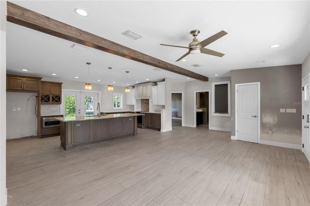 Active With Contract: $549,000 (5 beds, 3 baths, 2344 Square Feet)