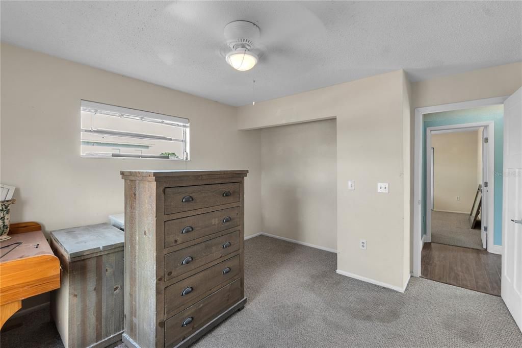 Active With Contract: $549,000 (5 beds, 3 baths, 2344 Square Feet)