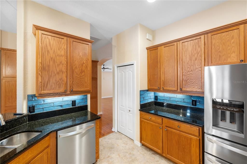 For Rent: $2,600 (4 beds, 2 baths, 2024 Square Feet)