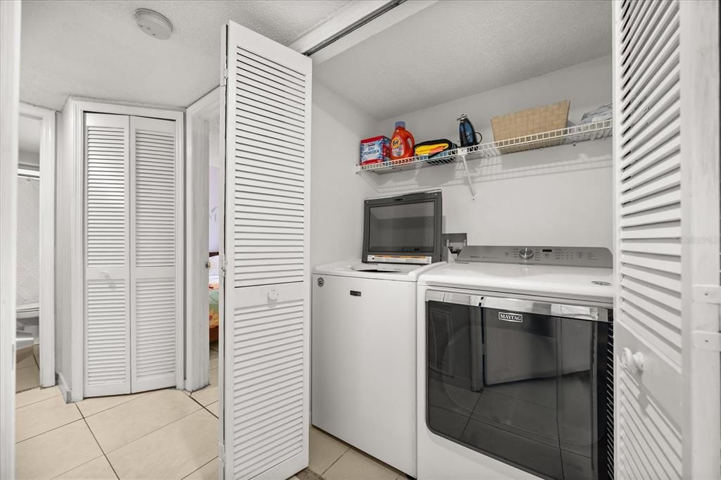 For Sale: $218,000 (3 beds, 2 baths, 1301 Square Feet)