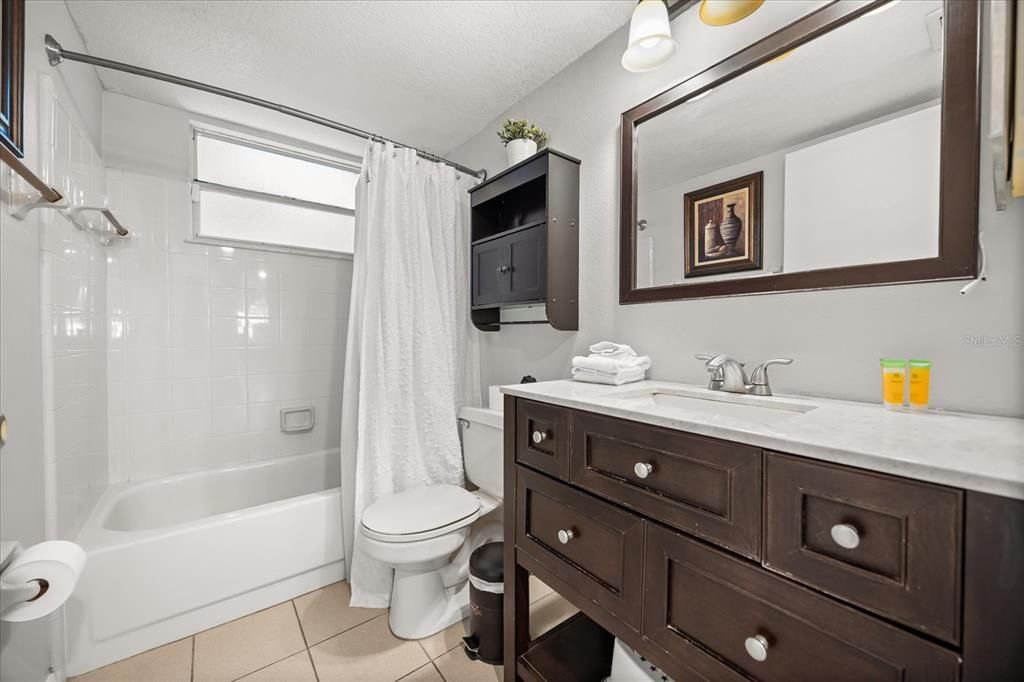 For Sale: $218,000 (3 beds, 2 baths, 1301 Square Feet)