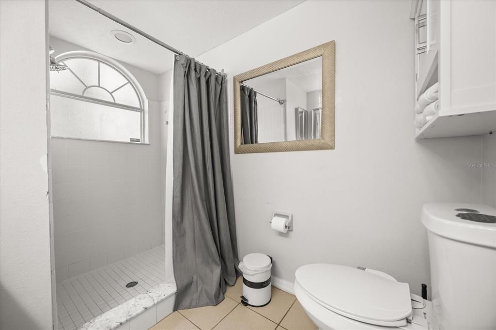 For Sale: $218,000 (3 beds, 2 baths, 1301 Square Feet)