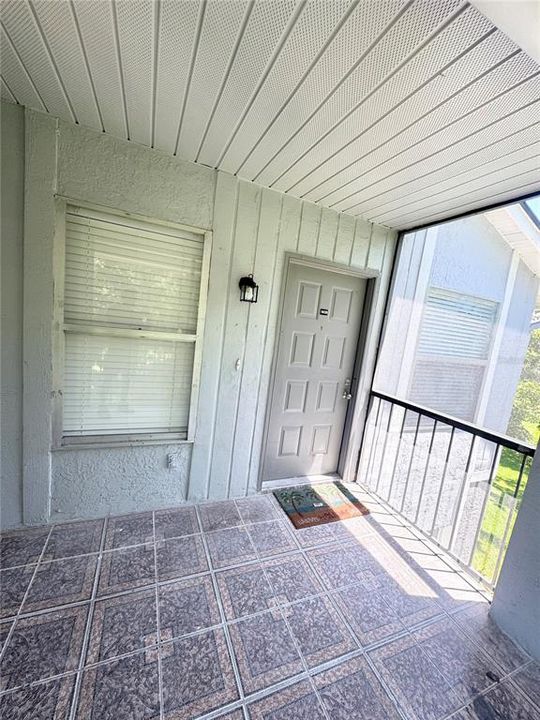 На продажу: $185,000 (2 спален, 2 ванн, 851 Квадратных фут)