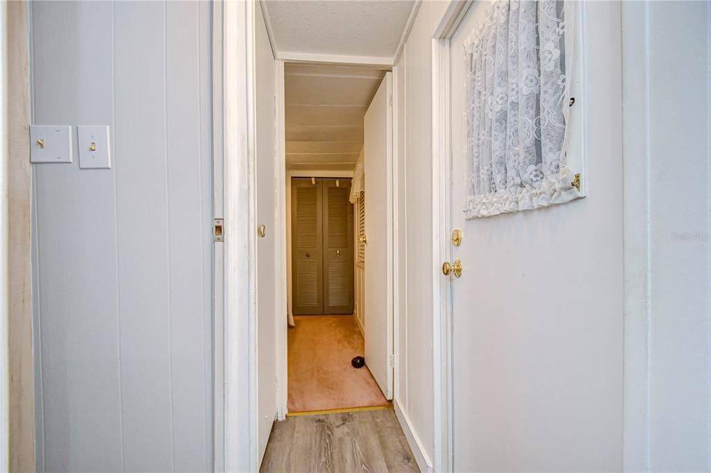 待售: $72,000 (2 贝兹, 1 浴室, 825 平方英尺)