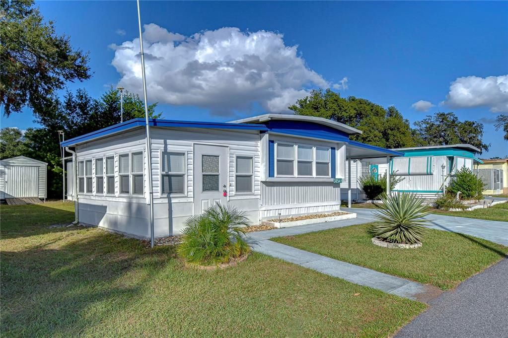 待售: $72,000 (2 贝兹, 1 浴室, 825 平方英尺)