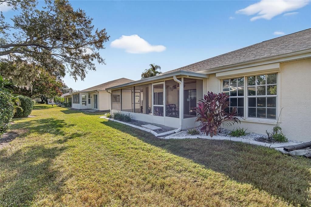 待售: $257,000 (2 贝兹, 2 浴室, 1559 平方英尺)