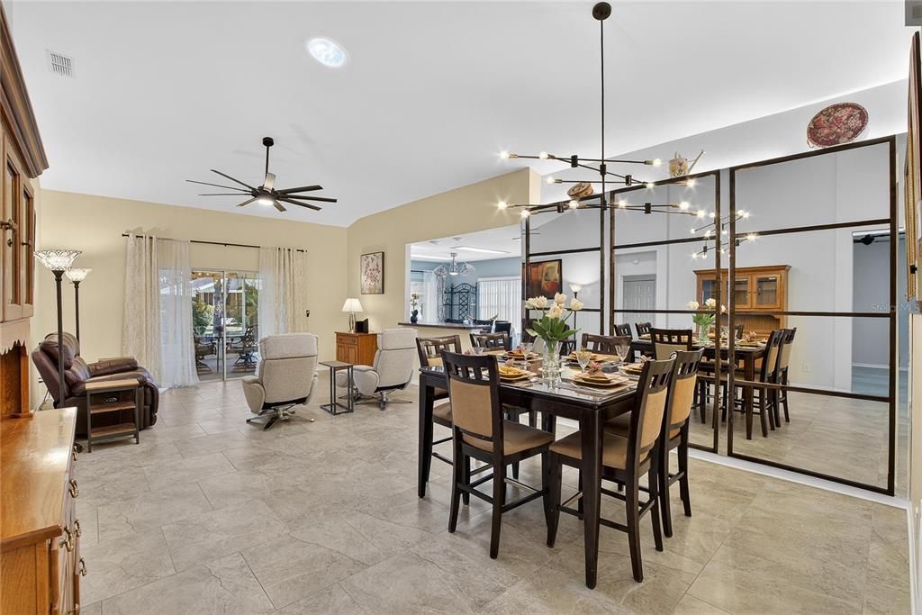 待售: $257,000 (2 贝兹, 2 浴室, 1559 平方英尺)