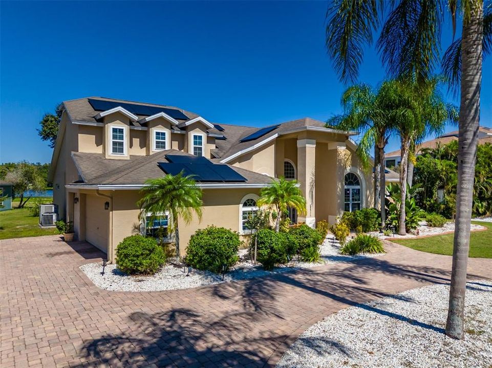 En Venta: $999,900 (5 camas, 4 baños, 2841 Pies cuadrados)