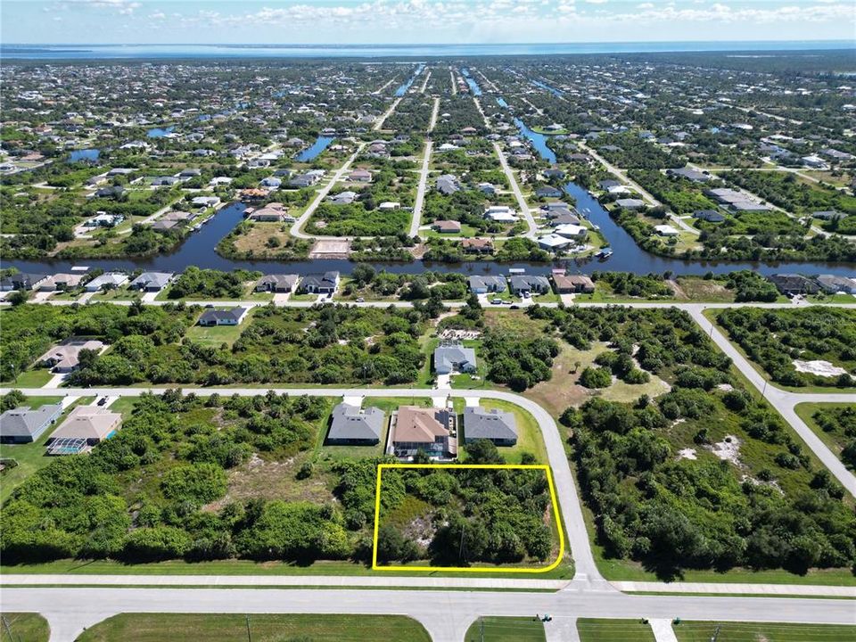 Под контрактом: $17,500 (0.23 acres)