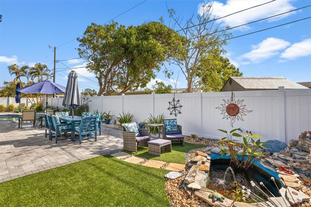 En Venta: $745,000 (3 camas, 3 baños, 2492 Pies cuadrados)