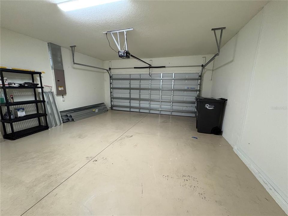 出租: $2,650 (4 贝兹, 3 浴室, 2006 平方英尺)