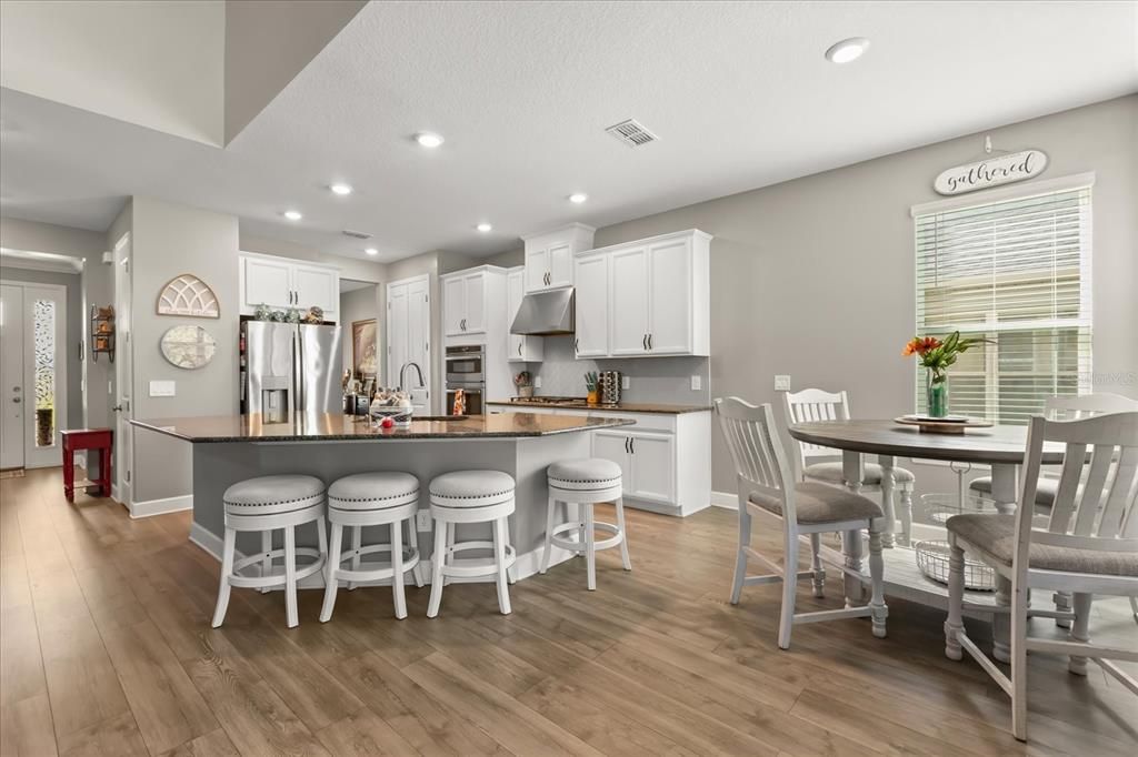 For Sale: $510,000 (4 beds, 3 baths, 2624 Square Feet)