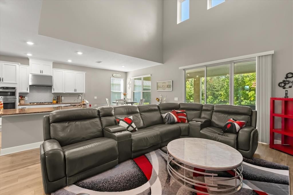 For Sale: $510,000 (4 beds, 3 baths, 2624 Square Feet)