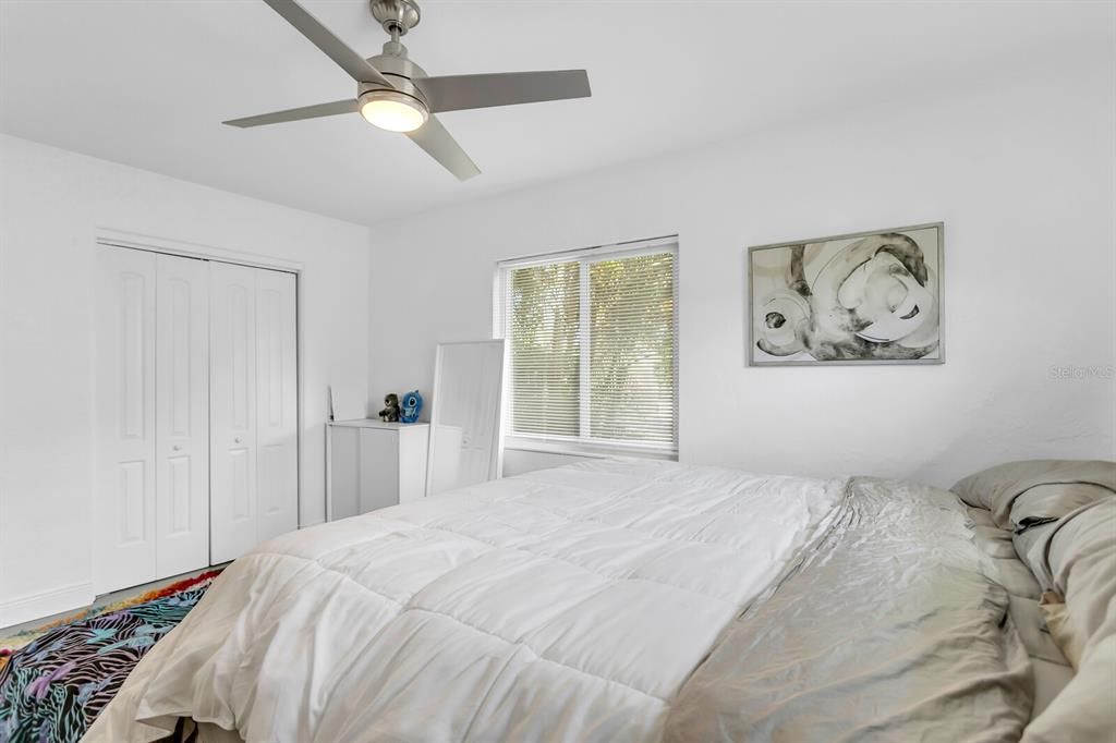 待售: $574,999 (4 贝兹, 2 浴室, 2096 平方英尺)