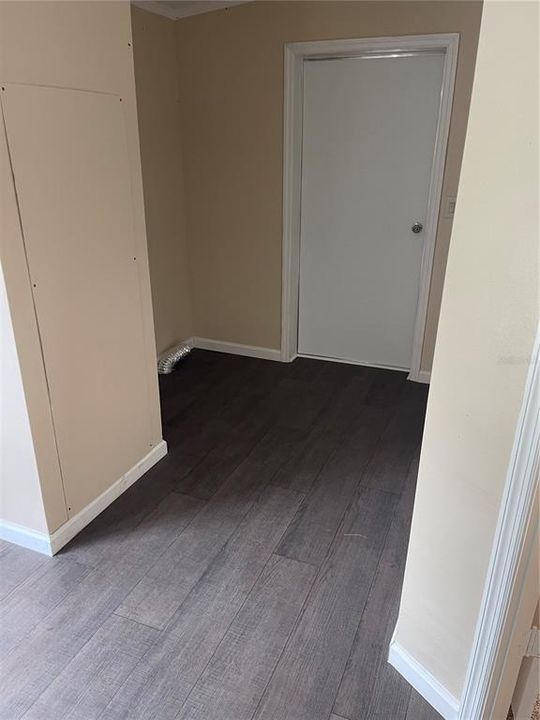 合同活跃: $289,900 (3 贝兹, 2 浴室, 1620 平方英尺)